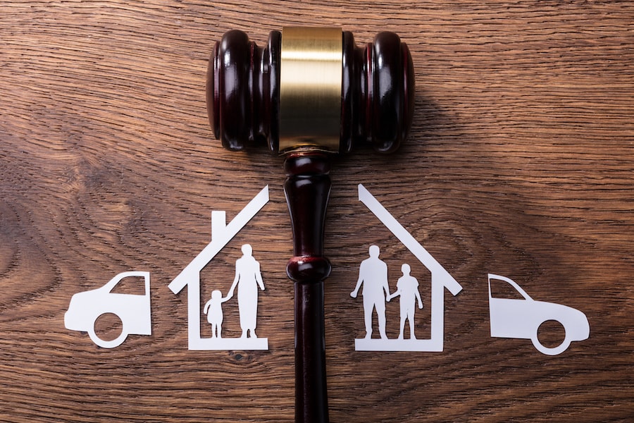 Ten Things to Consider When Selling Your House During a Divorce